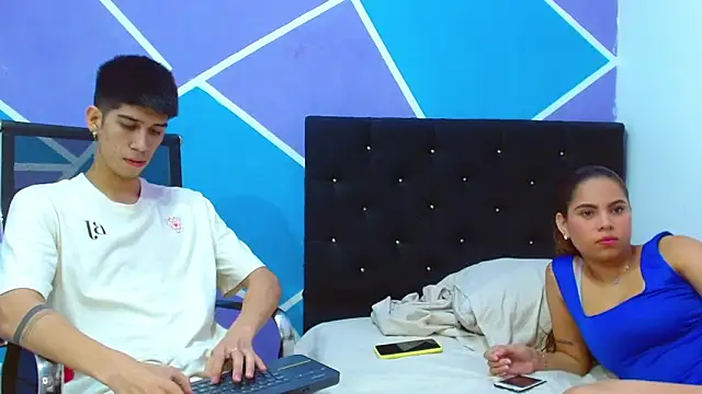 Snapshot of jhony-sex chatting on February 15, 2025, 3:42 am jhony-sex online show from February 15, 2025, 3:42 am