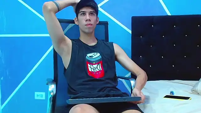 Snapshot of jhony-sex chatting on March 8, 2025, 8:33 am jhony-sex online show from March 8, 2025, 8:33 am