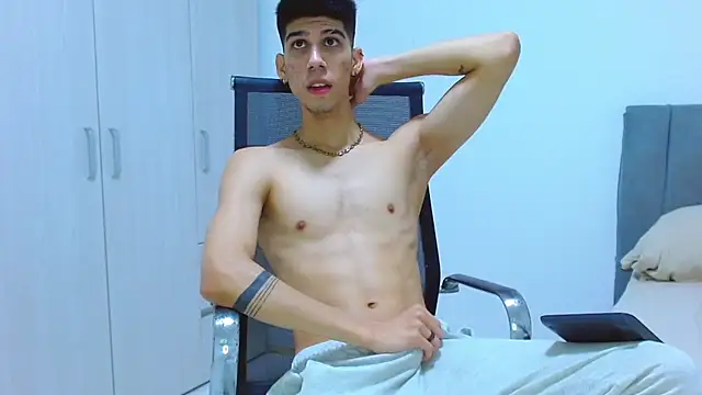 Snapshot of jhony-sex chatting on October 18, 2025, 3:42 am jhony-sex online show from October 18, 2025, 3:42 am