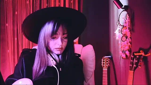 Avi Nile online show from November 1, 2025, 4:36 am