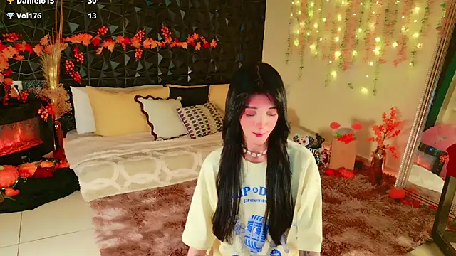 Snapshot of Finibondi chatting on November 13, 2025, 6:34 am Finibondi online show from November 13, 2025, 6:34 am