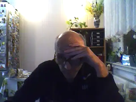 Snapshot of tino66 chatting on October 25, 2025, 9:31 pm tino66 online show from October 25, 2025, 9:31 pm