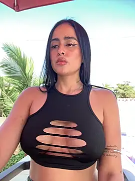 Snapshot of Alexandra_duque chatting on September 27, 2025, 8:36 pm Alexandra duque online show from September 27, 2025, 8:36 pm