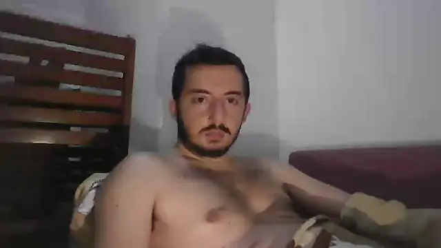 laynufff online show from December 6, 2024, 3:33 pm