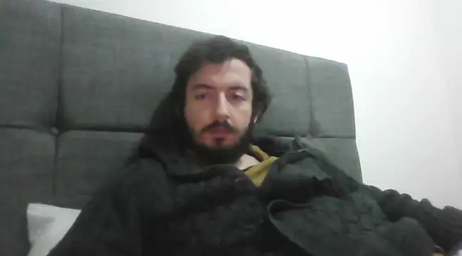 laynufff online show from March 22, 2025, 10:26 pm