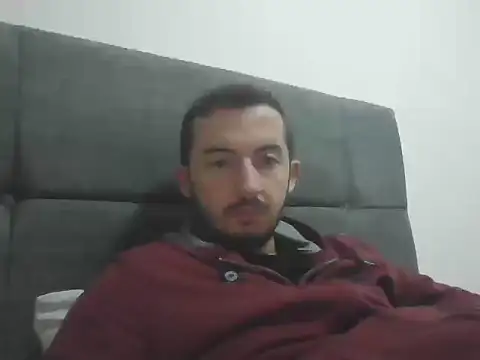 laynufff online show from October 12, 2025, 7:46 pm