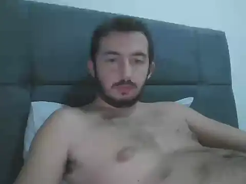 laynufff online show from November 5, 2025, 5:02 pm