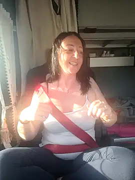 Snapshot of cuplubijoanna chatting on February 6, 2025, 4:14 pm cuplubijoanna online show from February 6, 2025, 4:14 pm