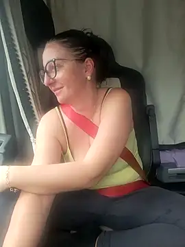 Snapshot of cuplubijoanna chatting on February 12, 2025, 12:44 pm cuplubijoanna online show from February 12, 2025, 12:44 pm