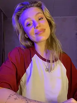 Snapshot of meanexx chatting on October 4, 2025, 11:36 pm meanexx online show from October 4, 2025, 11:36 pm