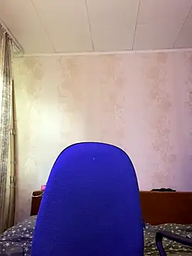 Snapshot of meanexx chatting on October 5, 2025, 12:36 pm meanexx online show from October 5, 2025, 12:36 pm