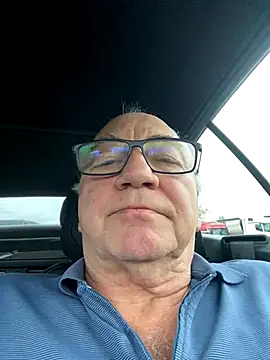 biggandybig online show from October 7, 2025, 3:53 pm