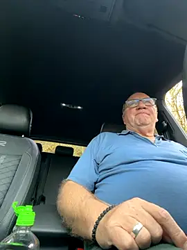 biggandybig online show from November 7, 2025, 12:16 pm