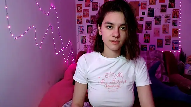 Snapshot of Celine_Dionn chatting on January 2, 2025, 8:17 am Celine Dionn online show from January 2, 2025, 8:17 am