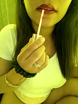 Divya girl online show from March 5, 2025, 5:39 pm