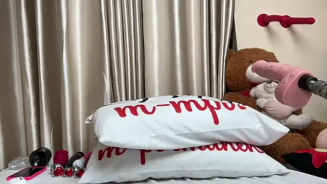 Snapshot of SexyAudreyFuck chatting on November 21, 2025, 9:35 pm SexyAudreyFuck online show from November 21, 2025, 9:35 pm