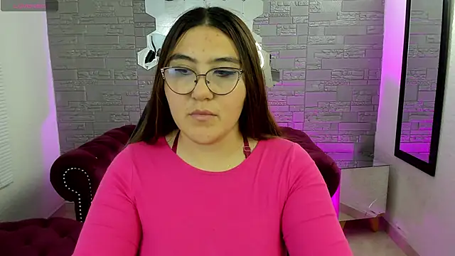 Snapshot of conniejames_m chatting on October 10, 2025, 12:26 pm conniejames m online show from October 10, 2025, 12:26 pm