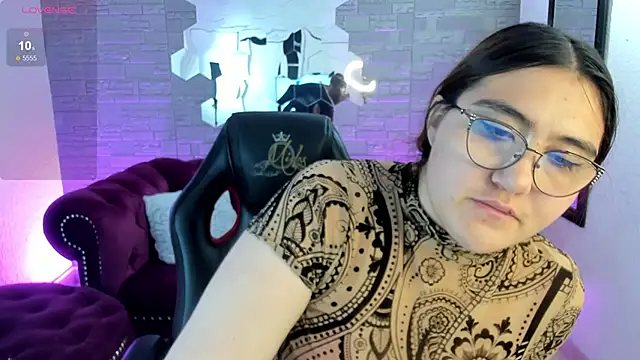 Snapshot of conniejames_m chatting on November 15, 2025, 12:34 pm conniejames m online show from November 15, 2025, 12:34 pm