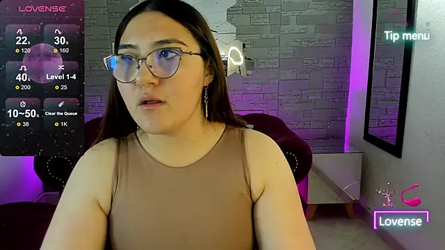 Snapshot of conniejames_m chatting on December 4, 2025, 12:25 pm conniejames m online show from December 4, 2025, 12:25 pm