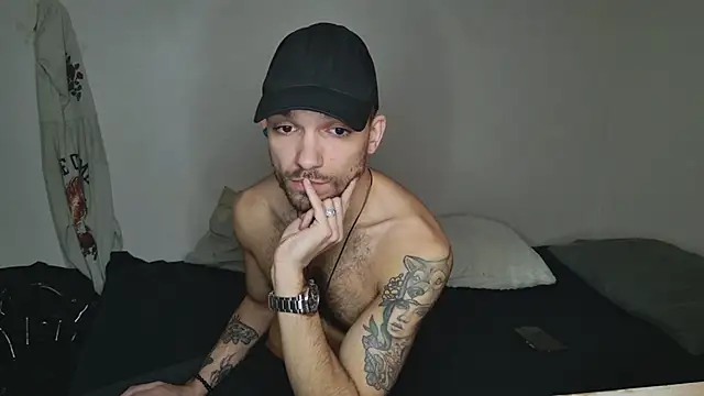 Snapshot of JackDesFeux chatting on February 13, 2025, 11:47 pm JackDesFeux online show from February 13, 2025, 11:47 pm