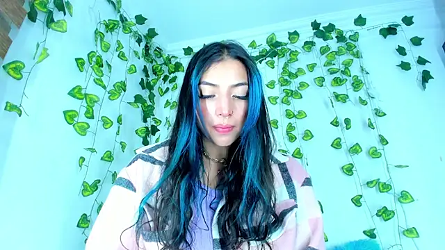 SaturnooStonee online show from December 11, 2024, 5:00 am