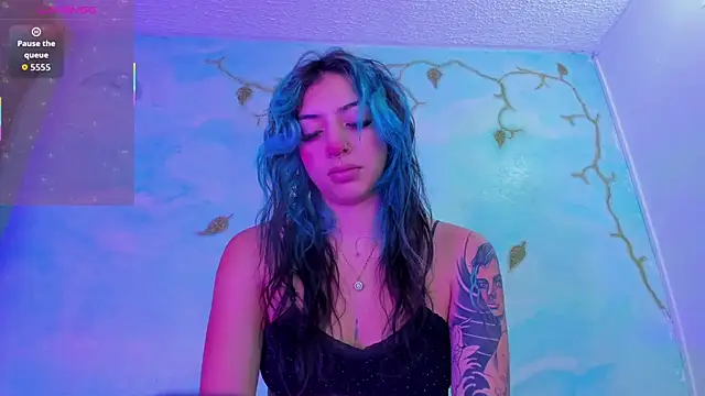 SaturnooStonee online show from November 5, 2025, 6:57 am