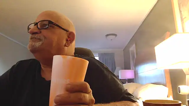 --JimmyJamzs-- online show from September 17, 2025, 11:06 pm