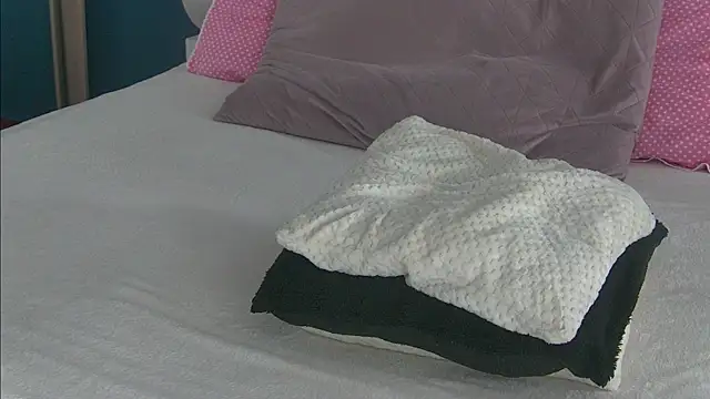 Snapshot of Yanira_Muslim chatting on March 20, 2025, 8:42 am Yanira Muslim online show from March 20, 2025, 8:42 am