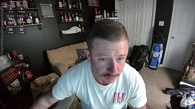 chillinthemosttt online show from March 3, 2025, 8:32 pm