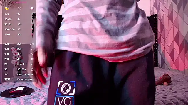 Snapshot of innocentlady_ chatting on February 22, 2025, 7:25 pm innocentlady online show from February 22, 2025, 7:25 pm