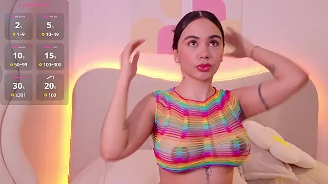 Snapshot of innocentlady_ chatting on December 2, 2025, 9:21 pm innocentlady online show from December 2, 2025, 9:21 pm