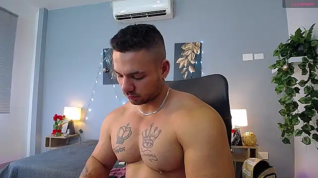 Snapshot of JeremyLowe chatting on December 23, 2024, 4:39 pm JeremyLowe online show from December 23, 2024, 4:39 pm