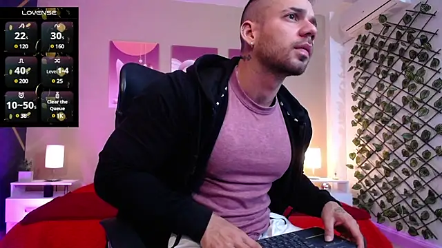 Snapshot of JeremyLowe chatting on March 6, 2025, 1:24 pm JeremyLowe online show from March 6, 2025, 1:24 pm