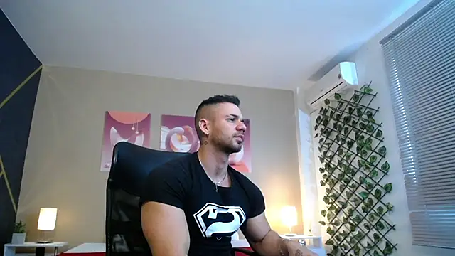 Snapshot of JeremyLowe chatting on March 7, 2025, 1:07 pm JeremyLowe online show from March 7, 2025, 1:07 pm