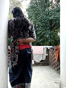 Hot-rubina online show from November 12, 2025, 9:42 am