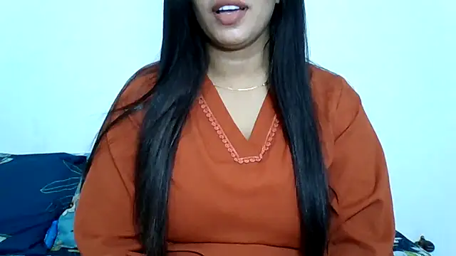 Snapshot of sparkling_queen chatting on March 20, 2025, 12:53 pm sparkling queen online show from March 20, 2025, 12:53 pm