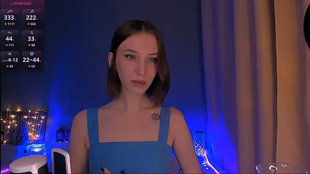 ellaamber online show from January 20, 2025, 3:48 am