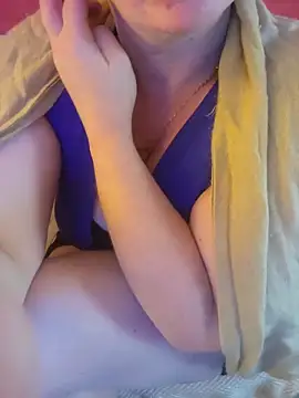 cruellaculdenfer67 online show from October 13, 2025, 8:03 am