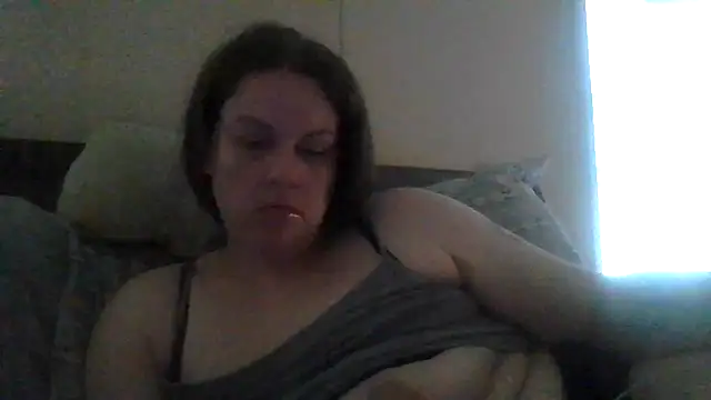 velvetta  online show from September 23, 2025, 2:31 pm
