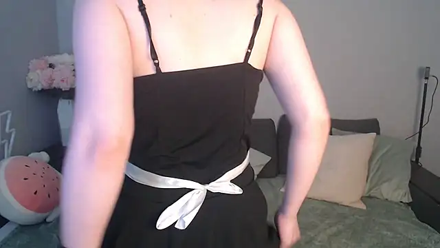 Snapshot of Mini_Diva chatting on March 19, 2025, 9:06 am Mini Diva online show from March 19, 2025, 9:06 am