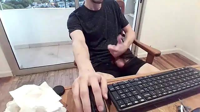 nicolaaaaas online show from February 19, 2025, 9:17 am