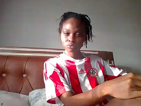 Snapshot of Toxique_ chatting on December 13, 2024, 2:38 pm Toxique  online show from December 13, 2024, 2:38 pm
