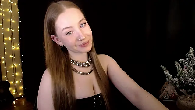 SindiWatsoon online show from December 17, 2025, 2:34 pm