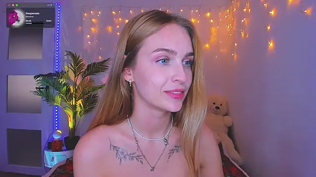 Snapshot of Kamila_icee chatting on February 1, 2025, 11:27 pm Kamila icee online show from February 1, 2025, 11:27 pm
