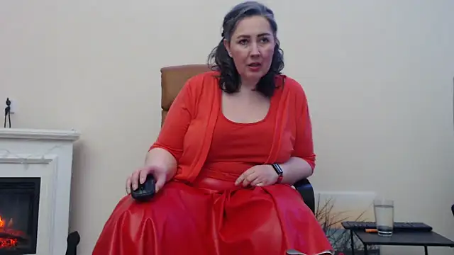 MilfGina online show from February 21, 2025, 8:38 pm