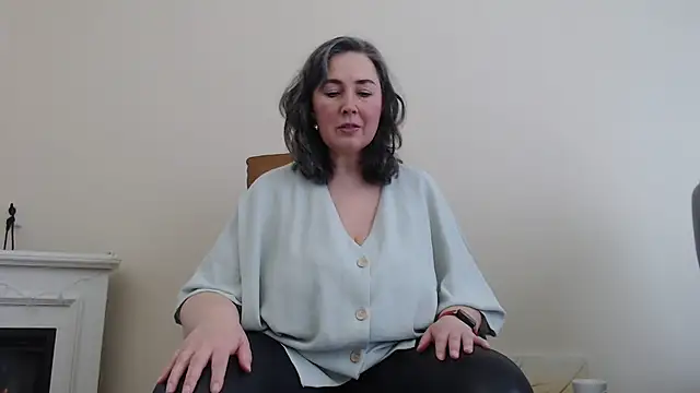 MilfGina online show from February 28, 2025, 12:31 pm