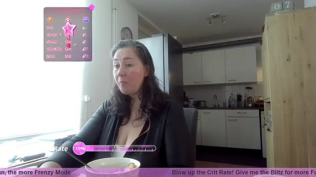 MilfGina online show from November 7, 2025, 8:58 am