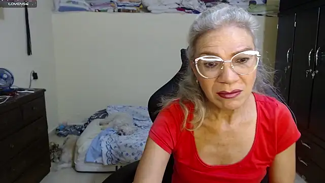 Snapshot of Giorgia_xue53 chatting on February 6, 2025, 4:31 am Giorgia xue53 online show from February 6, 2025, 4:31 am