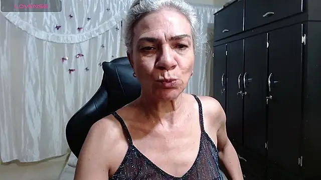 Snapshot of Giorgia_xue53 chatting on February 24, 2025, 2:19 am Giorgia xue53 online show from February 24, 2025, 2:19 am