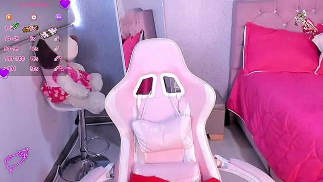 Kenia tompson01 online show from January 24, 2025, 8:54 pm